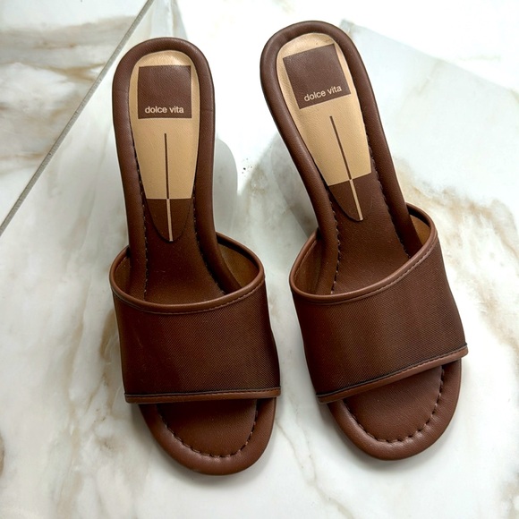 Dolce Vita Mezza Kitten Heel - Picture 4 of 4